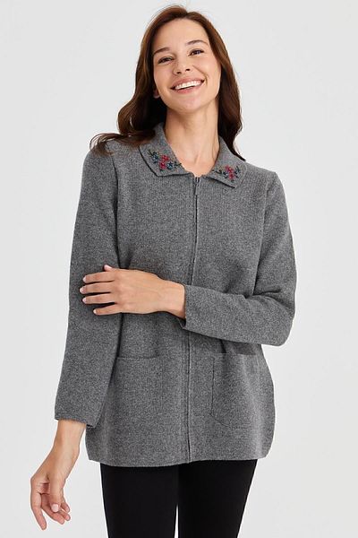 Desen Triko Women's Polo Neck Lace Embroidered Wool Cardigan Smoked