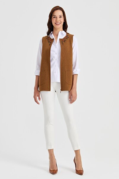 Desen Triko Дамска вълнена жилетка с бродирана дантела с нулева яка K.taba