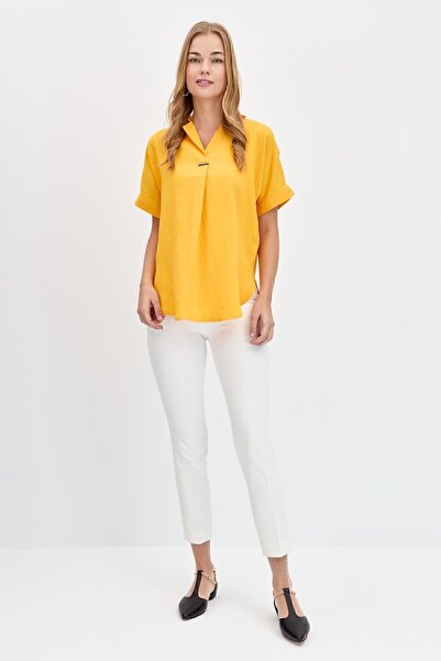 Desen Triko Women's Buckle Front Blouse Yellow