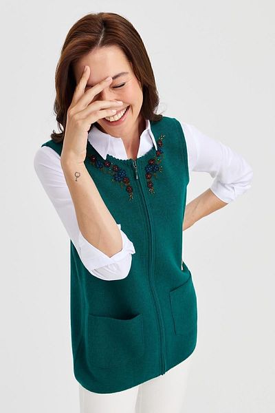 Desen Triko Vestă de damă din lână brodată cu dantelă cu guler zero K.Ö.başı