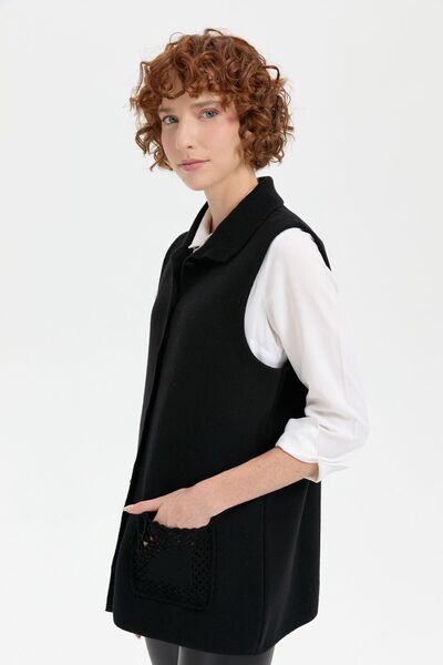 Desen Triko Black Women's Polo Collar Short Wool Vest - Buttoned
