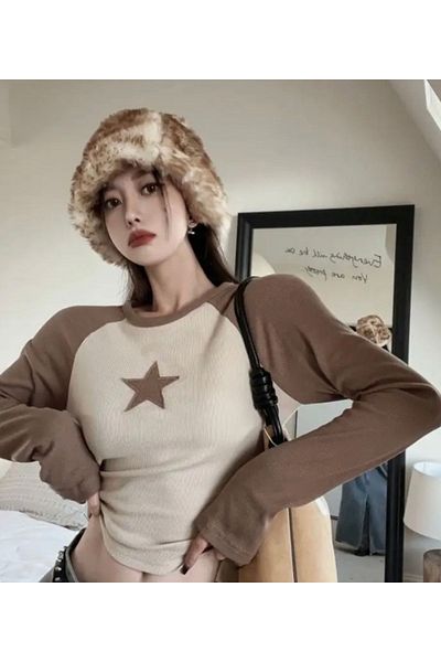 Köstebek Long Sleeve Crop Sweatshirt - Patch Star Raglan Design