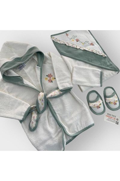 Gaye Bebe Floral Embroidered Gaye Baby Towel Bathrobe Set Organic Antibacterial