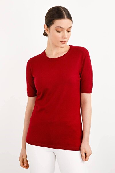 Desen Triko Жіноча блуза з лікрами вишневого кольору - короткі рукави, комір-...