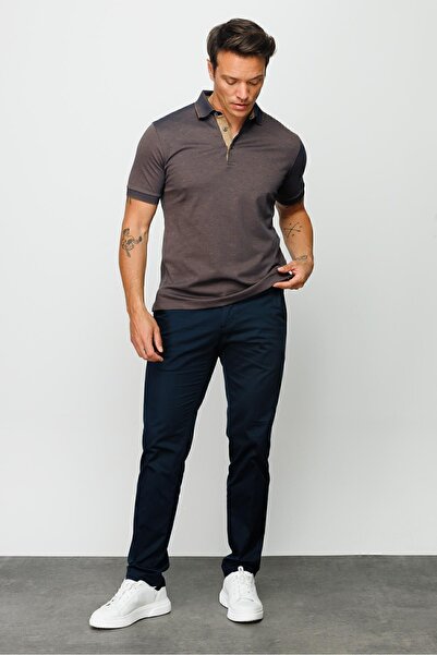 Desen Triko Ανδρικό μπλουζάκι με γιακά πόλο ζακάρ με τσέπες με κουμπιά καφέ