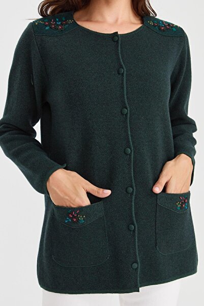 Desen Triko Women's Crew Neck Shoulder And Pocket Felt Embroidered Wool Cardigan Green