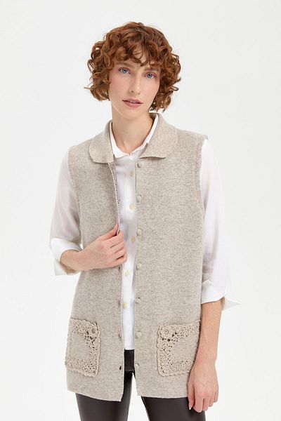Desen Triko V.beige Women's Polo Collar Short Wool Vest - Buttoned