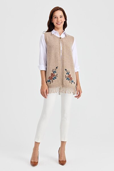 Desen Triko Kadın Eteği Çiçekli Püsküllü Yelek K.Bej