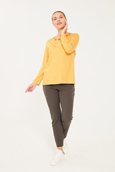 Desen Triko Kadın Sıfır Yaka Uzun Kol Yakası Işlemeli Penye Bluz Hardal