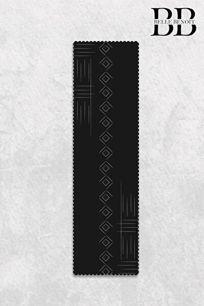 Belle Benoit Black Cream Double Sided Printed 4-Piece Pillowcase, Throw Pillow Cover and American Service Runner Set