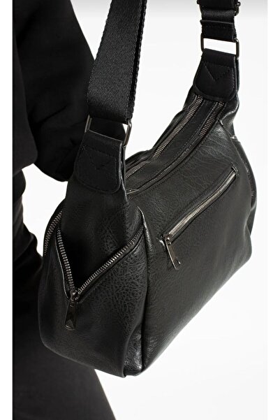 Sanmorris Kadın Çapraz Askılı Çok Gözlü Omuz Çantası Suni Deri Siyah (26X20X9...