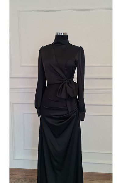 makbuleofficial Βραδινό φόρεμα Hijab με κορδόνια σε μαύρο χρώμα σατέν ύφασμα