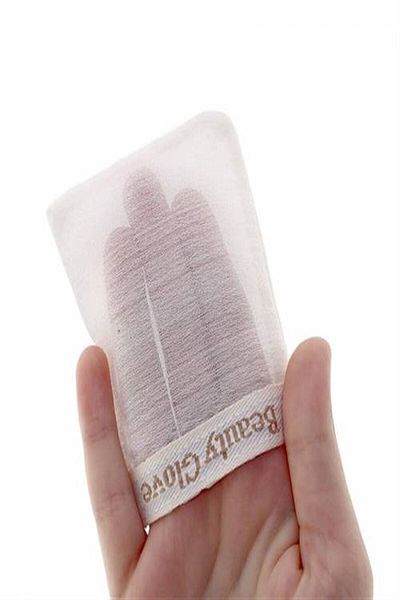 The Beauty Glove Facial Scrub Made with Natural Threads - the Beautyglove