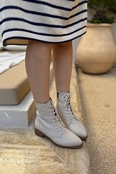 SHOEBELLAS Montelo Bej Cilt Fermuarlı Kadın Bot