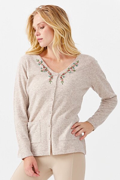 Desen Triko Γυναικεία Λεπτή Ζακέτα με Κεντημένο Κουμπί V λαιμόκοψης V.μπεζ