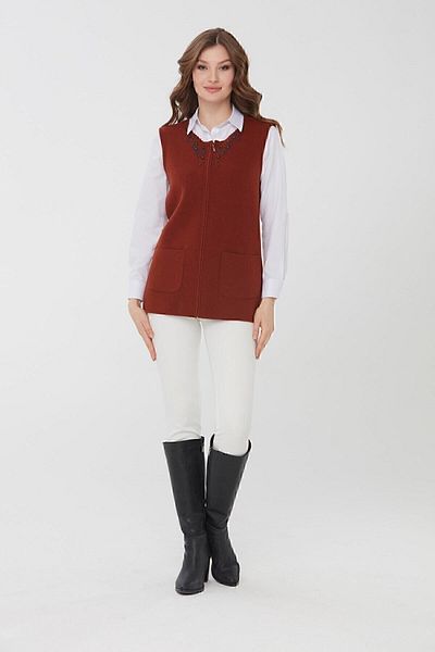 Desen Triko Women's Crew Neck Daisy Embroidered Wool Vest A.taba
