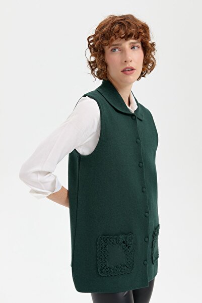 Desen Triko Зелений жіночий поло з коротким вовняним жилетом - на ґудзиках