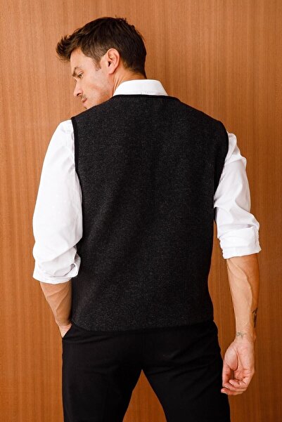 Desen Triko Чоловічий трикотажний жилет з блискавкою та кишенями, чорний