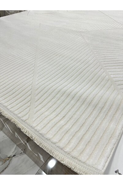 İnci Leke Tutmaz Açık Krem Halı Inci Argın Halı