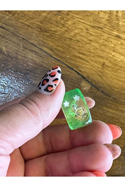 Gönülden Tasarım خاتم نسائي مصنوع يدويًا من الراتنج