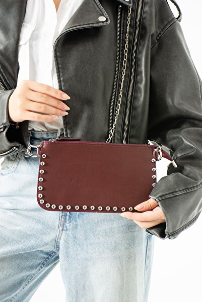 ESTUTE Kadın Zımbalı Omuz Çantası