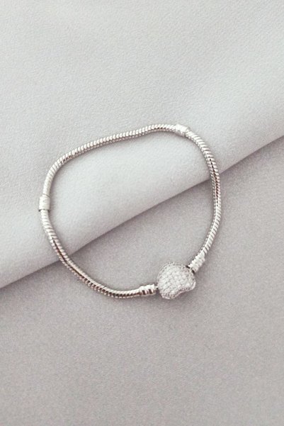 Elasya Jewels سوار فولاذي على شكل قلب باندورا