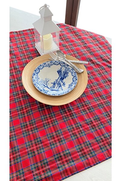 White Alamode Plaid & Scottish Patterned Tablecloth