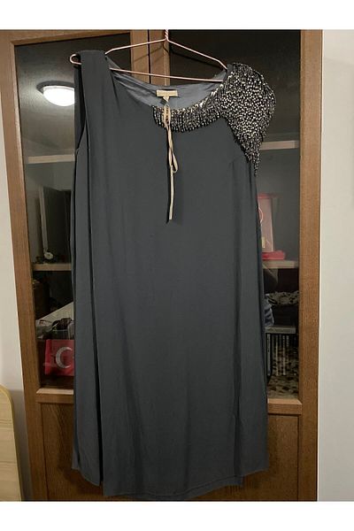 Machka Evening & Prom Dresses