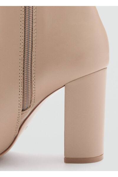 MANGO Woman Kotníkové boty se špičatou špičkou