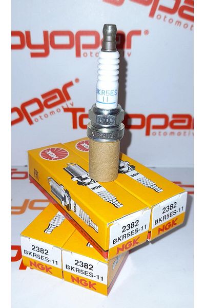 Toyopar Accent 1995-2006 Epoca 2006- Set de bujii NGK BKR5ES11 (Set)