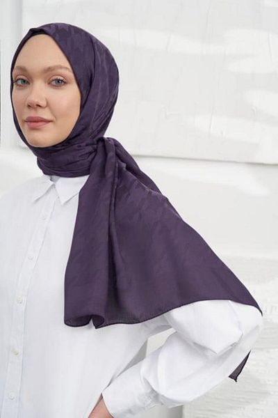ARMANDA Italian Jacquard Houndstooth Pattern Shawl - Plum