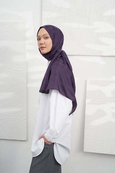 ARMANDA Italian Jacquard Houndstooth Pattern Shawl - Plum
