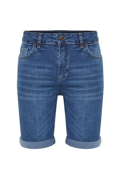 Trendyol Collection Mittelblaue Denim-Shorts im Skinny Fit - TMNSS21SR0486