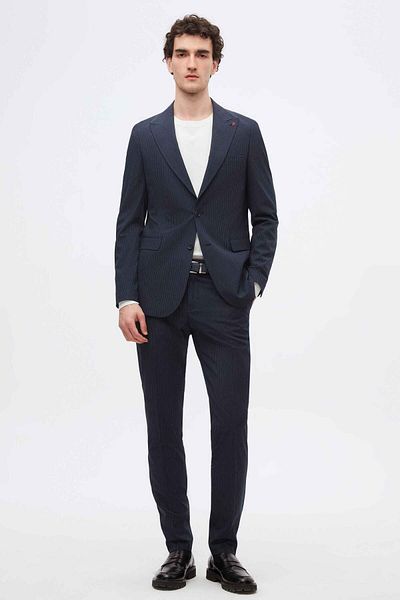Twn Navy Blue StripedSlimFit Viscose Suit - Pointed Collar