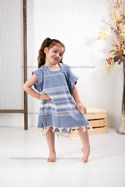Formeya Kinder Bademantel Poncho %100 Baumwolle Strandtuch Pastelmal Blau