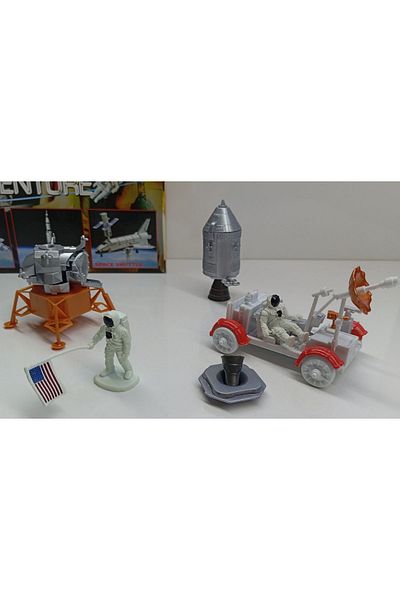 Sunman 1:48 Lunar Rover Apollo Space Set Plastic Disassembled Model