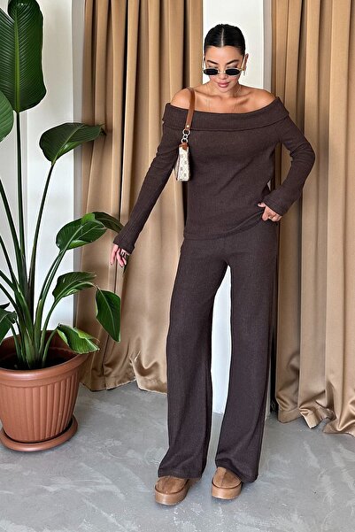 MODAGEN Madonna Collar Thessaloniki Fabric Trousers Set