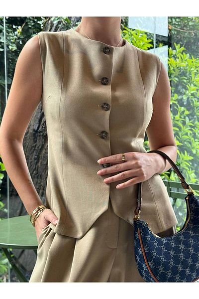 votre bonn couture Women's Special Edition Premium Quality Camel Design Vest