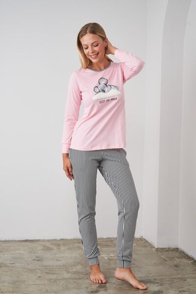 PJS 24506 Жіночий піжамний комплект у смужку