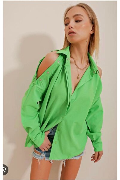 Via Omuzları Çıtçıtlı Gömlek