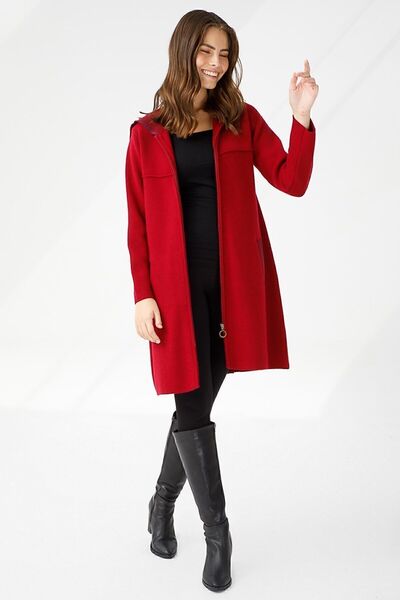 Desen Triko Γυναικεία μάλλινη ζακέτα - με κουκούλα και λεπτομέρεια Cherry Rot