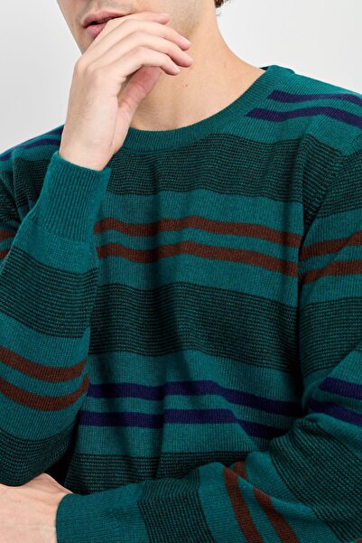 Desen Triko Чоловічий светр з коміром-стійкою, кольоровими смужками, класичний, вовняний, без рукавів