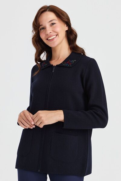 Desen Triko Guler polo de damă cu cardigan din lână brodat din dantelă Albast...