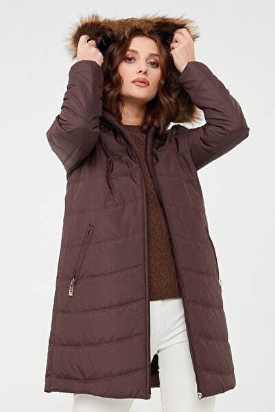 Desen Triko Kadın Kapüşonu Kürklü Çift Dikişli Uzun Kapitone Kaban Mürdüm