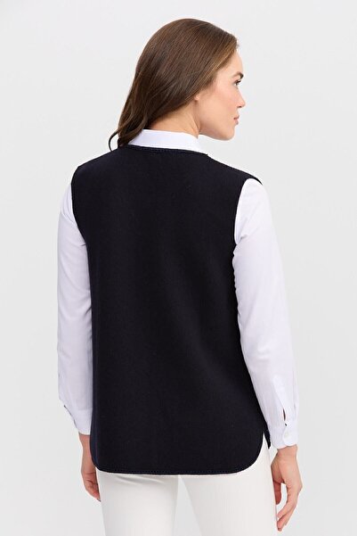 Desen Triko Women's Crew Neck Water Stone Bead Embroidered Short Vest Dark Blue