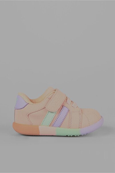 Vicco حذاء رياضي بلون مسحوق للفتيات الصغيرات من فيكو هيكا