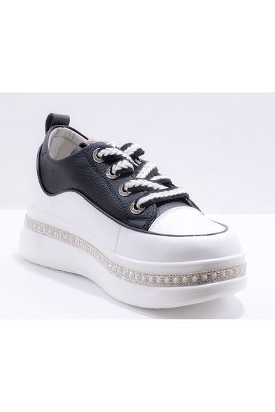 Guja 24K308-1 - Pantofi cu talpă umplută și pietre (forma mărimea 1 este mică)