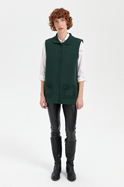 Desen Triko Зелений жіночий поло з коротким вовняним жилетом - на ґудзиках