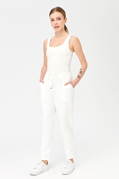 Desen Triko Kadın Paça Arkası Lastikli Cepli Eşofman Pantolon Beyaz