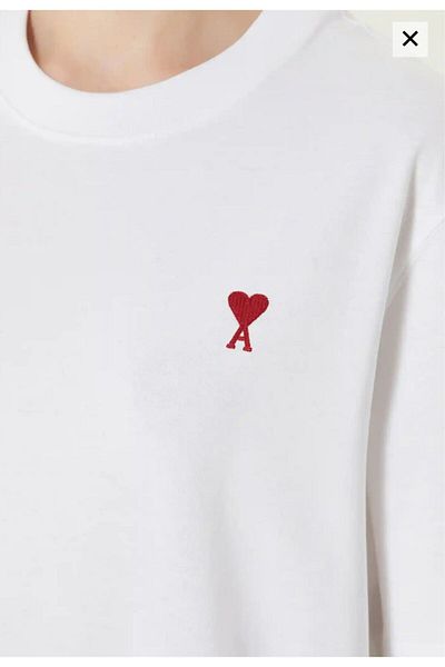 Jungle Crew Neck Embroidered White Heart Embroidered T-Shirt